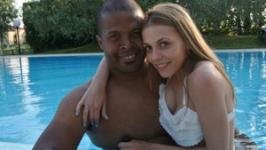 Andreea Ibacka ii face zile negre lui Cabral! Se milogeste de ea in fiecare zi in genunchi sa faca dragoste, iar ea....