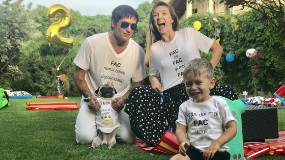 Anunțul făcut de Adela Popescu despre sarcină: ”Cred că simte și el…”