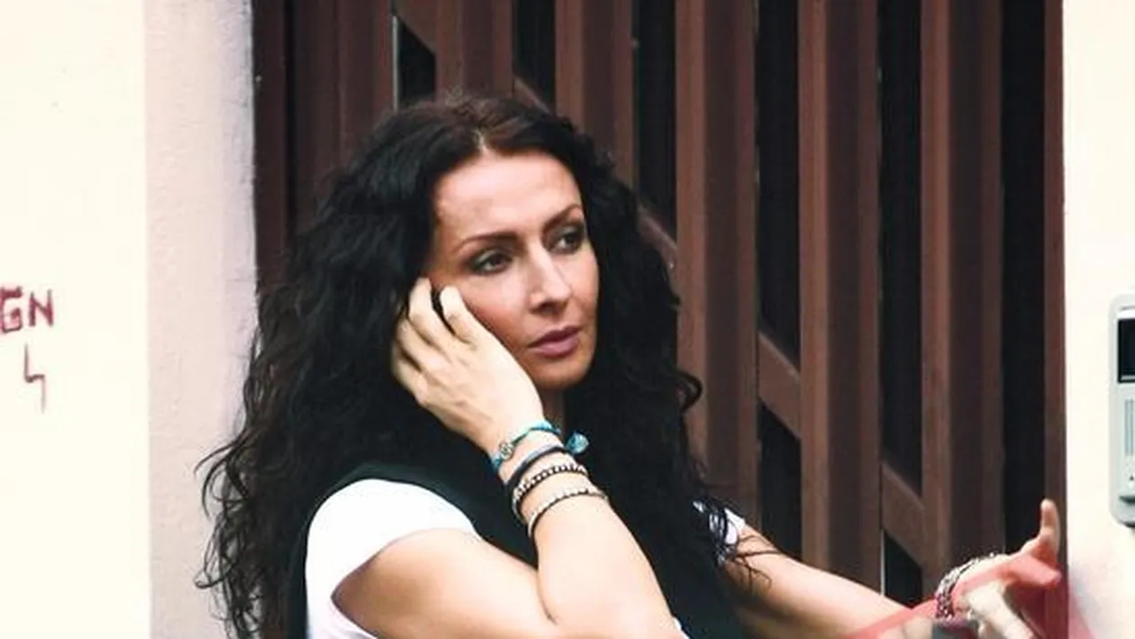 Mihaela Radulescu, hartuita de primul sot