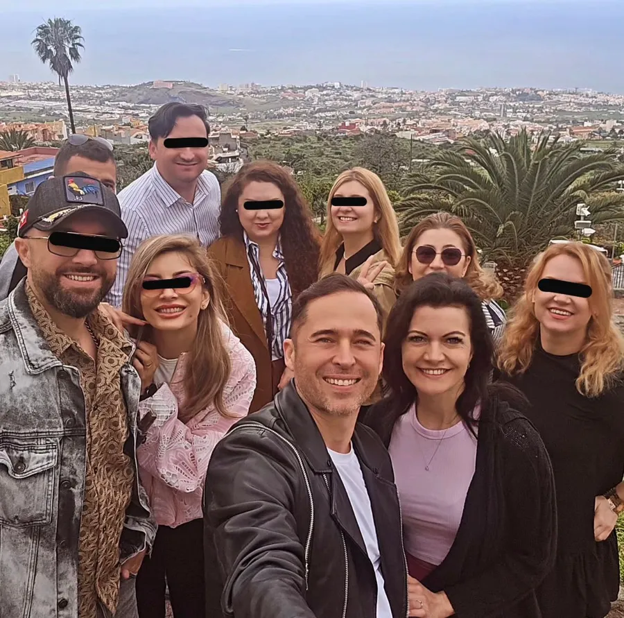 Petrecerea burlacilor și a burlăcițelor l-a lăsat pe patronul localului dezamăgit 