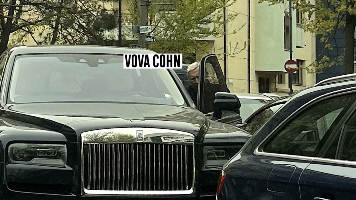 Milionarul se respectă și la 76 de ani. A avut o apariție de senzație la piață