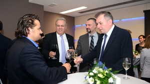 Frăţia milionarilor! Cei mai bogaţi clujeni au ciocnit un şpriţ, în premieră!
