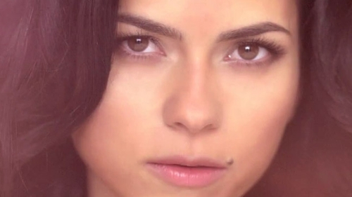 Inna, in pat, fara strop de machiaj! Poza cu care si-a innebunit admiratorii