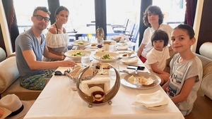 Anca Serea, pe perfuzii! Soţia lui Adi Sînă a dezvăluit chinurile prin care a trecut pentru cei 5 copii
