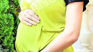 Nicoleta Luciu a inceput sa traga de pe urma sarcinii cu tripleti! Tintuita la pat!