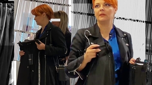 Probleme cu pantalonii, Olguța? Primărița a ”atacat” la ieftineală, în Militari, dar...