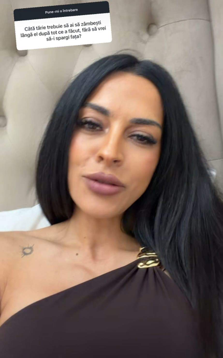 Despărțiți, dar împreună. Ema și Răzvan, în același pat. Bruneta anunțase că nu au divorțat