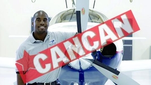 Cel mai tanar pilot care a facut inconjurul lumii