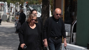Părinții lui Răzvan Ciobanu, zi și noapte la căpătâiul fiului lor. Designerul va fi condus joi pe ultimul drum