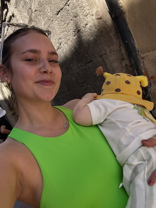 Alexandra Duli de la Survivor este mămică de băiat. Sursa foto: Instagram