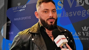 BOMBĂ la ”Insula Iubirii”! Ispitele masculine i-au pus buzițe noi iubitei comune! ”Suntem prieteni, împărțim totul!”