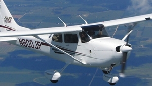 FOTO! Un avion s-a prăbuşit! Toţi pasagerii au murit