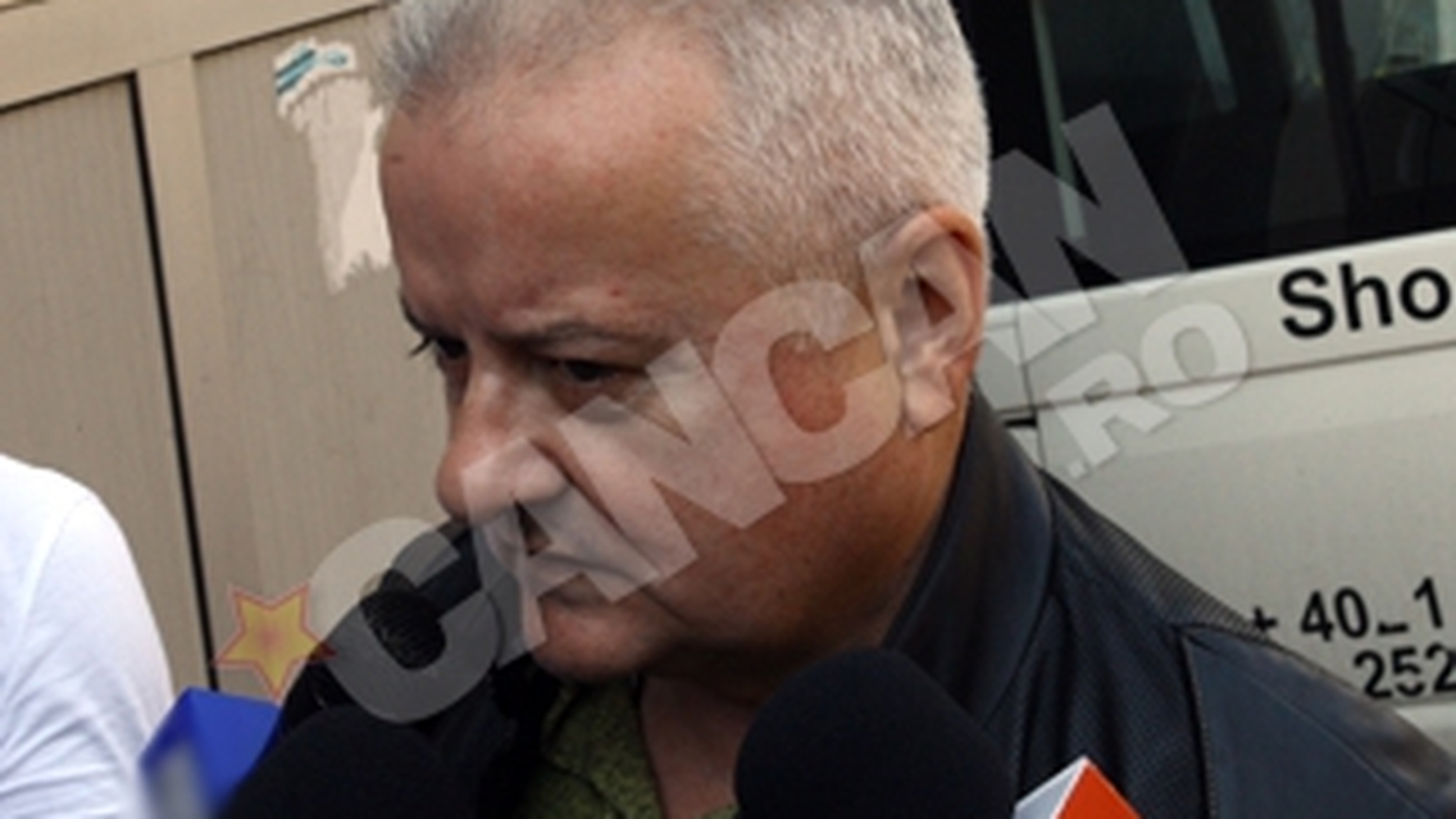 VIDEO Irinel, nervos ca nu si-a luat fetita: "Nu ma asteptam ca Monica sa nu mi-o dea inapoi"