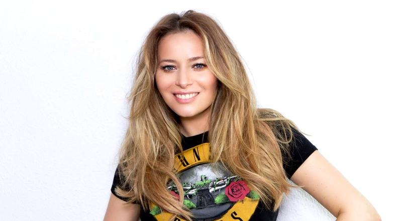 Laura Cosoi, apariție incendiară! Fanilor nu le-a venit să creadă