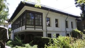 Povestea celei mai vechi case din Bucuresti! Se spune ca ar fi bantuita de fantoma proprietarei moarta in conditii suspecte