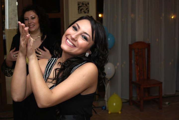 Fratele Andrei este cunoscut de o țară întreagă, însă surorile ei sunt scumpe la vedere! Cum arată Diana și Aura și cu ce se ocupă