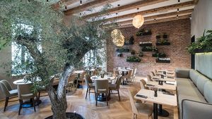 Emil Boc vrea să redeschidă restaurantele și cafenelele în Cluj-Napoca. Ce spune primarul orașului
