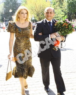 Finii președintelui Traian Băsescu, medicul ortoped Cătălin Cîrstoiu, alături de soția sa