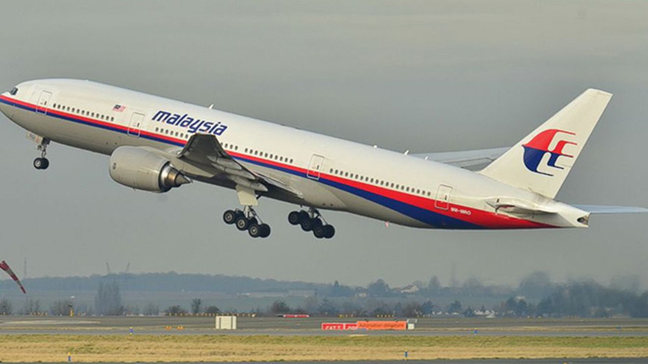 Au aparut noi imagini inregistrate prin satelit cu locul unde s-a prabusit avionul companiei Malaysia Airlines