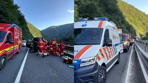 Accident cumplit pe DN7! Un bolovan uriaș a căzut peste o mașină, iar un bărbat a murit