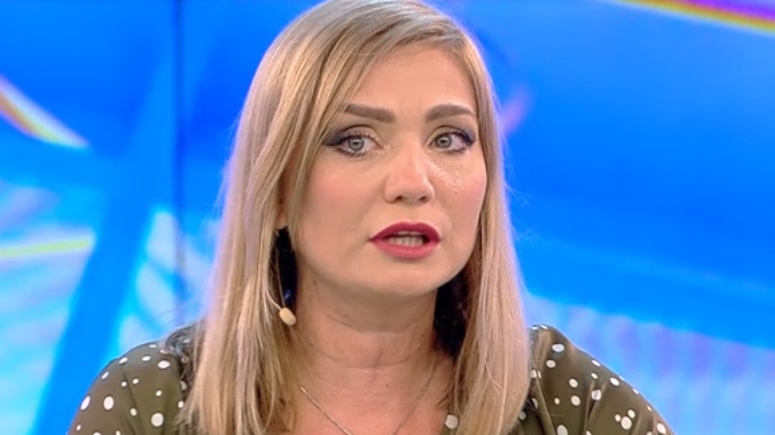 Cristina Cioran a plâns în direct, după ce a citit stenograma convorbirii dintre Alexandra și operatorii de la 112