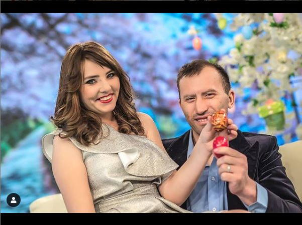 Vulpiţa de la Acces Direct a primit premiul la care nu se aştepta niciodată! Internetul a luat-o razna: “Felicitări”