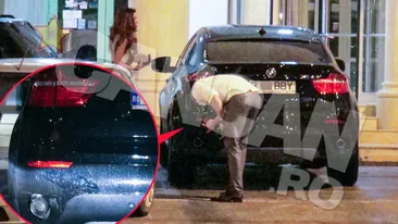 Bianca a lovit masina, iar iubitul ei a verificat pagubele! Slav a sters cu mana urmele accidentului