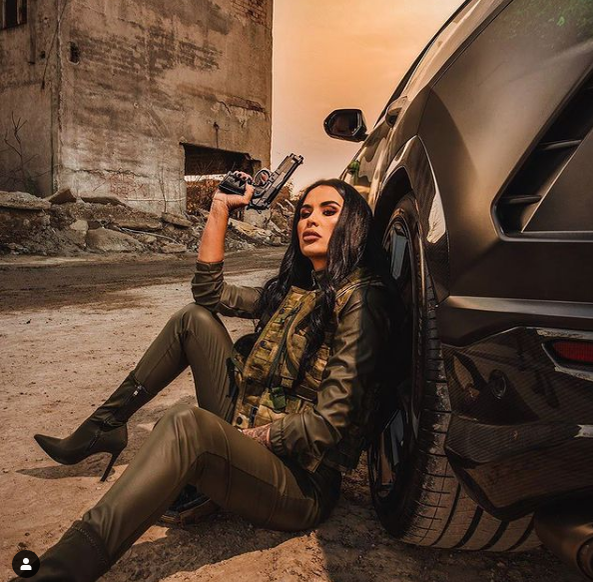 Daniela Crudu a repetat scena sărutului cu Bianca Drăgușanu! Momente incendiare cu o brunetă misterioasă GALERIE FOTO HOT