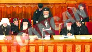 Onoruri militare pentru Teoctist