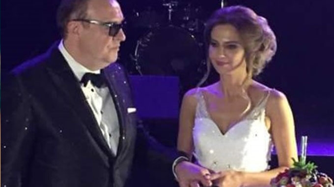 GABRIEL COTABIŢĂ a mers singur la aniversarea lui FLORIN CHILIAN! Care este motivul pentru care soţia lui nu a venit