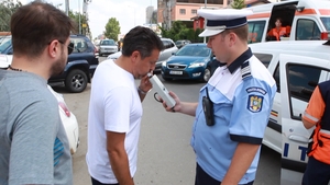 Gasca lui Marica a venit la interventie. Amicul Stoian s-a transformat in martor si mama fotbalistului s-a dat pe langa politisti