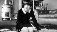 Doliu în lumea modei! Dame Mary Quant, creatoarea care a popularizat fustele mini, a murit