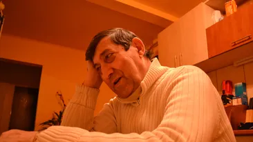 Moş Nicolae a fost director de autobază şi bancher! Locuieşte în Cluj şi are 76 de ani!