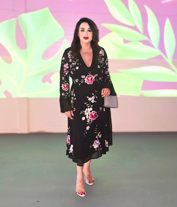 Oana Roman a spus tot ce are pe suflet: l-a spulberat pe Marius Elisei, ce se întâmplă cu Isa, dar și… Câți bani îi dă Petre Roman nepoatei sale