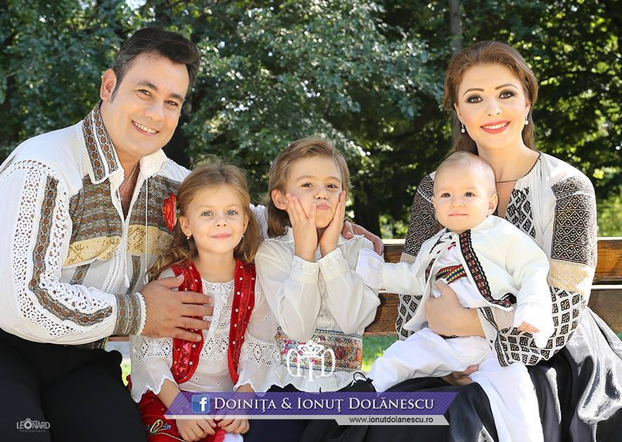 Ionuţ Dolănescu are o familie fericită.