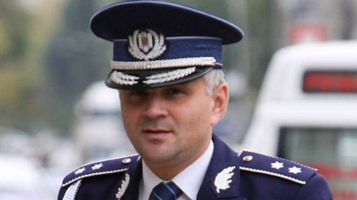 Comisarul “Casanova” s-a insurat in SUA! Fostul purtator de cuvant al Politiei Capitalei i-a jurat credinta unui medic dentist