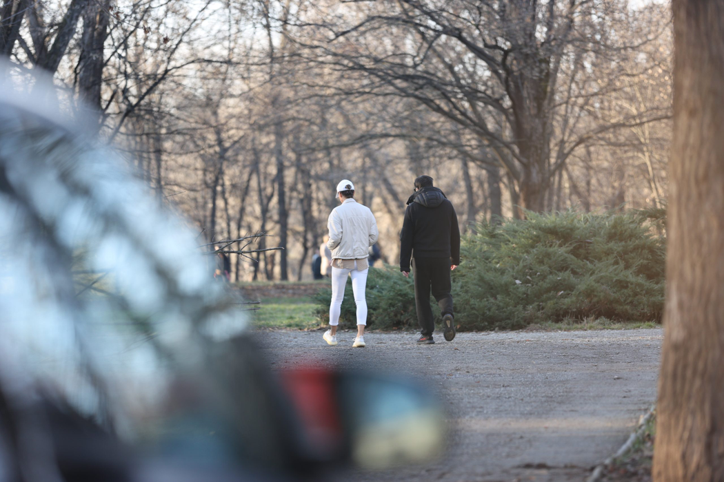 Alina Geambazi și Cosmin Corendea se retrag din parcul Herăstrău