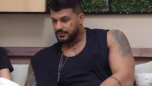 Șocant! Tatăl lui Hamude de la Puterea dragostei, reținut de procurori. Bărbatul este bănuit că ar fi ucis 10 oameni