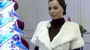 Ingrid Vlasov despre hainele pe care le face pentru Lady GaGa: "E ca si cand in anii '70 s-ar fi imbracat Elvis cu haine concepute de un designer roman"