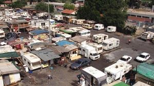 Tupeu de borfaș. Ce au făcut romii după ce au primit 1.500 de euro pentru a pleca din Roma