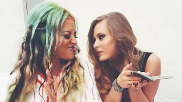 S-a spus că Delia Matache e gravidă, iar acum sora cântăreței a făcut anunțul: Deliei îi convine situația