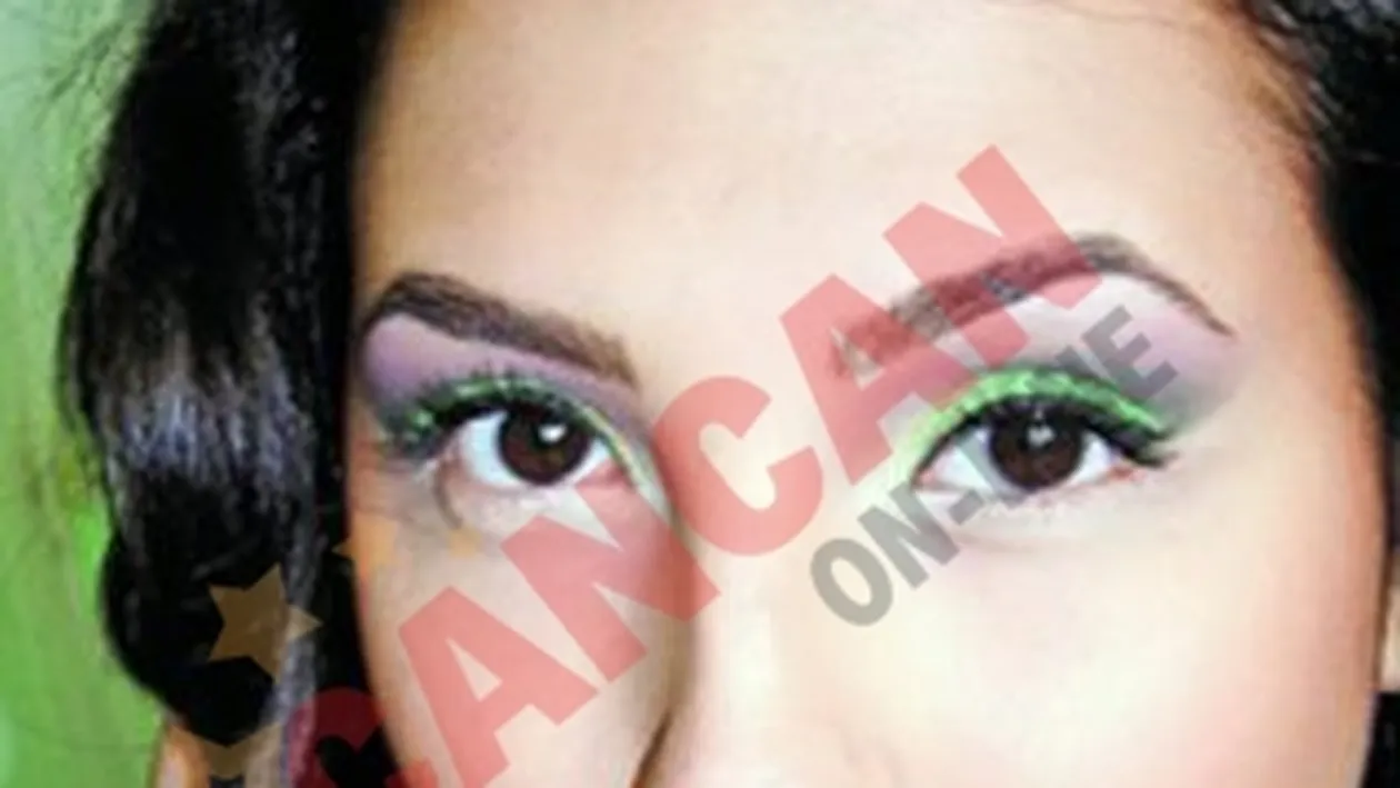 Cicatricele pot fi acoperite cu un corector foarte pigmentat