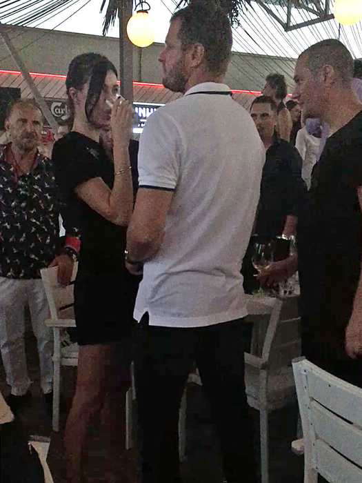 Iubita fostului fotbalist s-a simţit foarte bine la LOFT