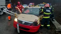 Circulație închisă între Reșița și Bocșa în urma unui accident violent