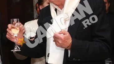 Dichiseanu e fumator inrait si mare bautor de whisky, dar arata senzational la 79 de ani! Viciile nu l-au doborat! Vezi aici secretele incredibile ale actorului