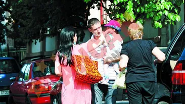 Bahmu si copilul ei au ajuns la spital!