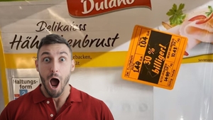 "Oferta anului!" Cu ce preț vinde LIDL un pachet cu piept de pui de 0 (zero) grame!