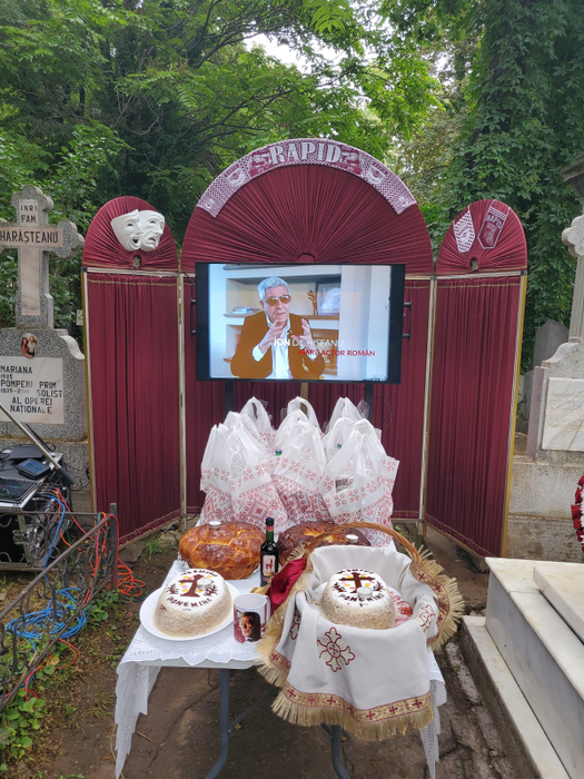 40 de zile fără Ion Dichiseanu! Imagini în premieră de la parastasul marelui actor