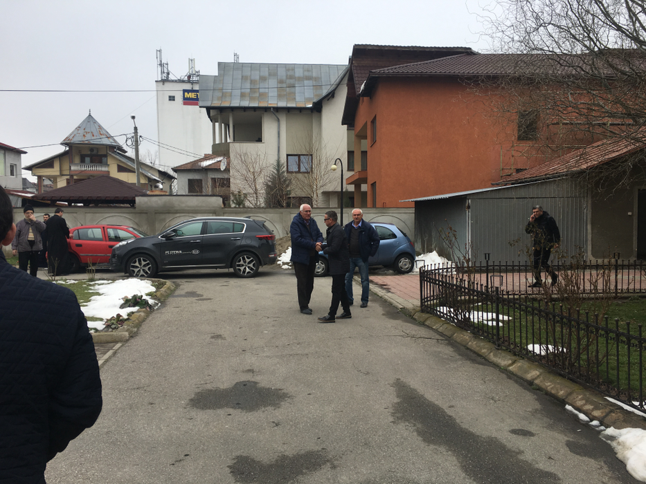 Laurențiu Reghecampf și-a înmormântat, marți, tatăl. Familia și prietenii au fost alături de celebrul antrenor