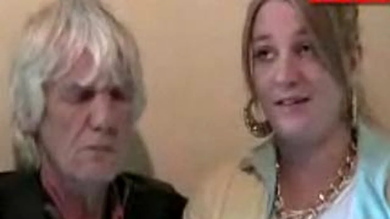 VIDEO O tanara de 22 de ani i-a furat iubitul bunicii sale!